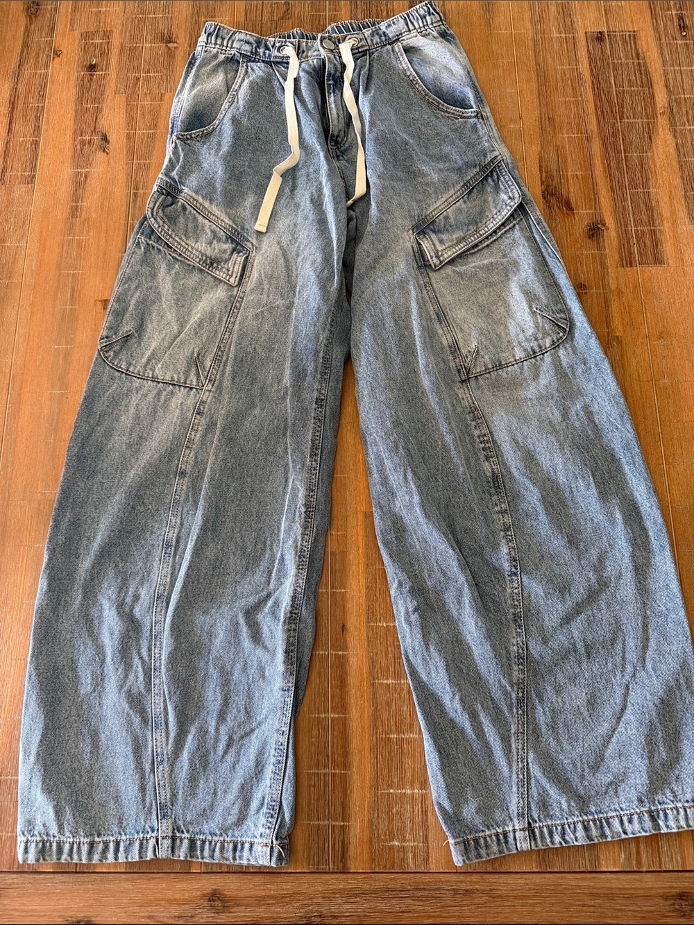 BDG Light Blue Wide-Leg Cargo Jeans